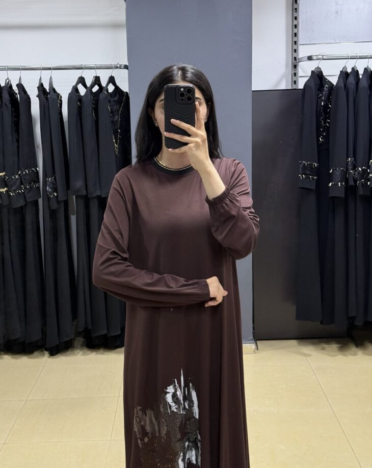 ⁦432 طقم قطعتين مع طباعة ولمعة 48/38 بني⁩ - الصورة ⁦3⁩