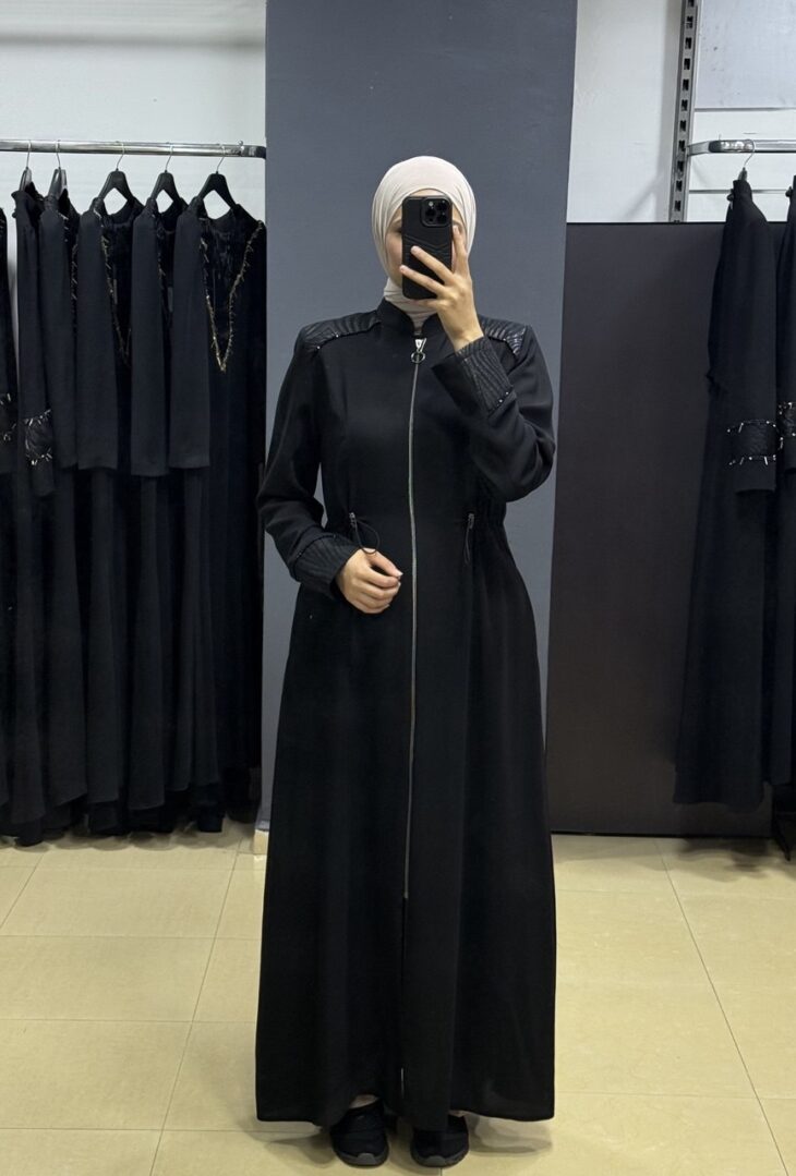 2657 جلباب سحاب جيب أربطة على الخصر مع زخرفة 52/42 أسود