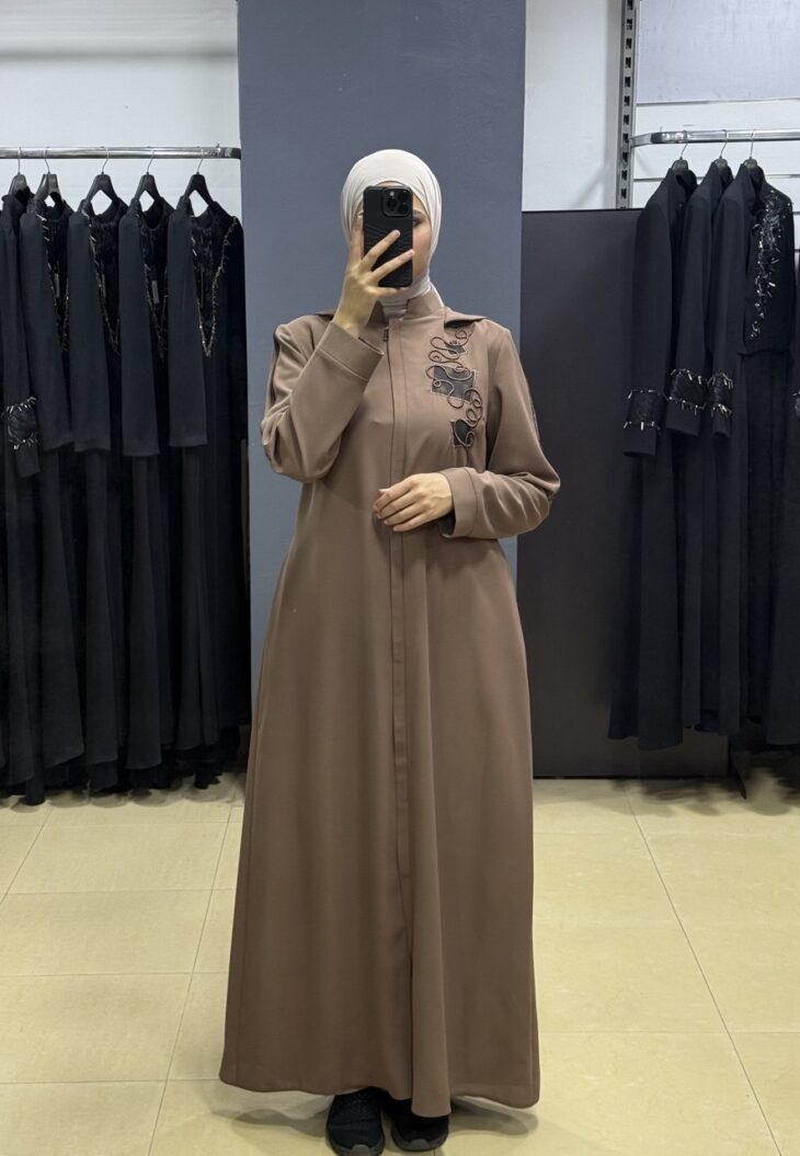 2606 جلباب سحاب زخرفة طاقية جيب مع حزام 52/42 عسلي