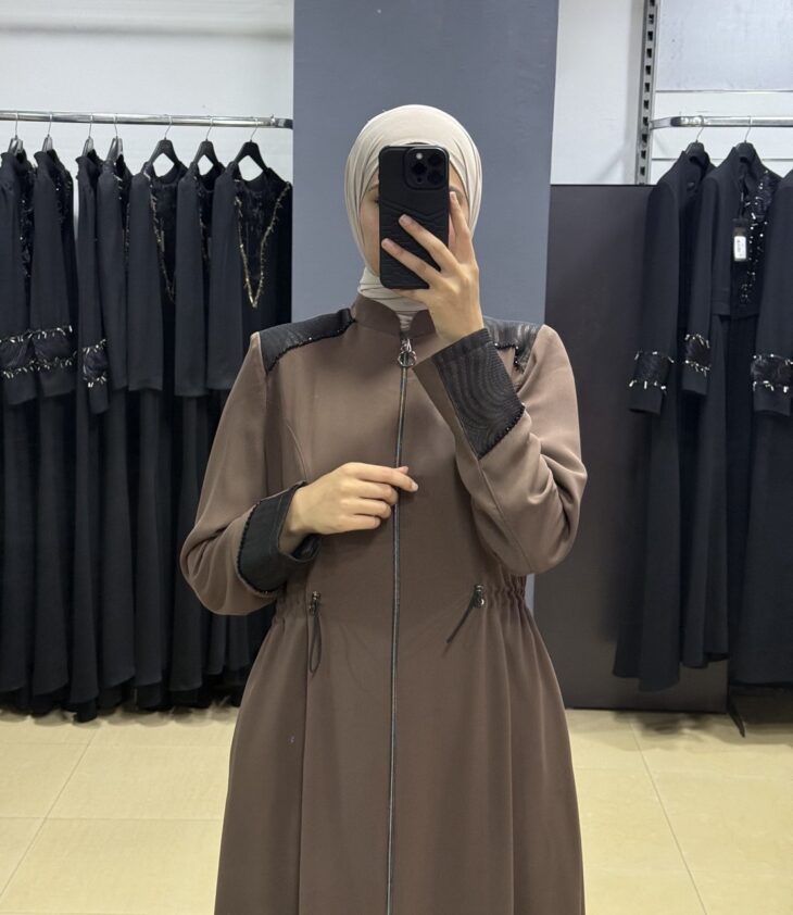 ⁦2657 جلباب سحاب جيب أربطة على الخصر مع زخرفة 52/42 المنك⁩ - الصورة ⁦3⁩
