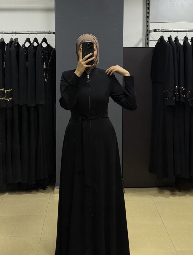 ⁦80806 جلباب قبة سحاب زخرفة لمعة جيب مع حزام 50/40 أسود⁩ - الصورة ⁦3⁩