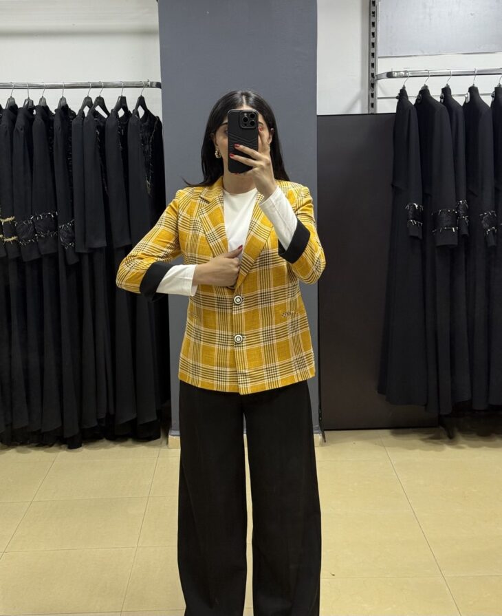 ⁦4064-2 جاكيت منقوش قبة أزرار 42/36 خردلي⁩ - الصورة ⁦2⁩