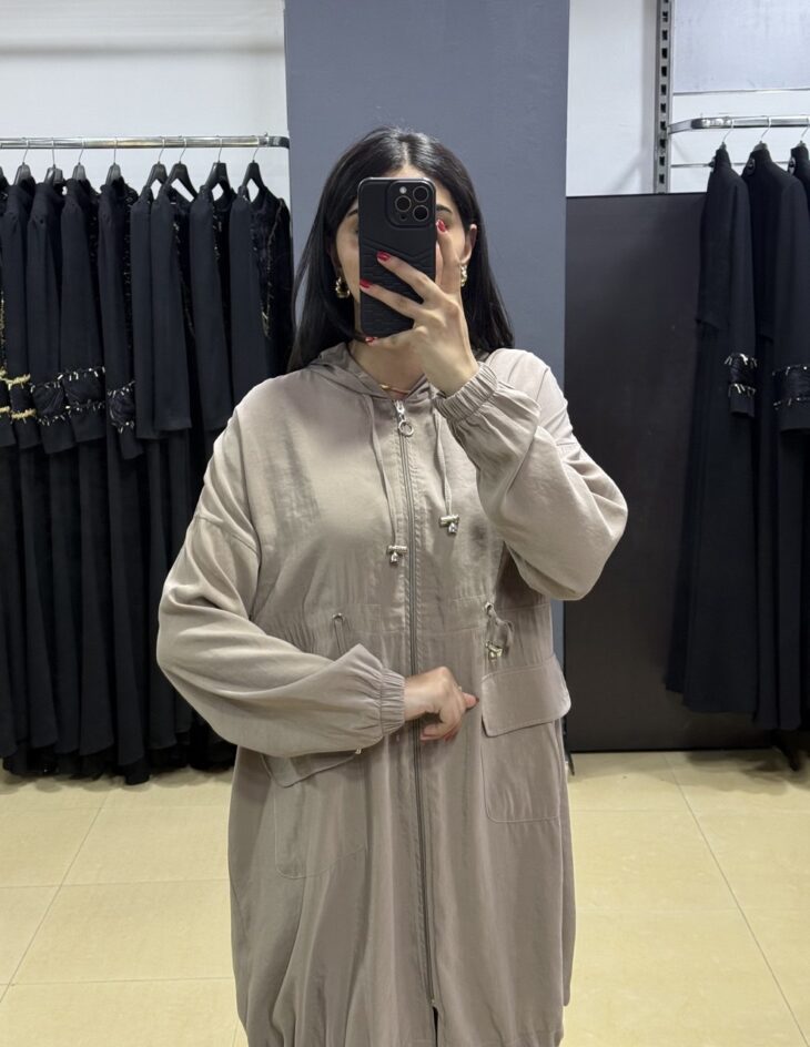 ⁦134077 جاكيت سحاب جيب طاقية مع أربطة 46/40 المنك⁩ - الصورة ⁦3⁩
