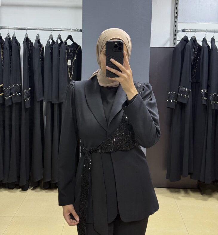 ⁦6045 طقم قطعتين قبة ربطة على الجانب لمعة مع حزام 44/38 أسود⁩ - الصورة ⁦5⁩