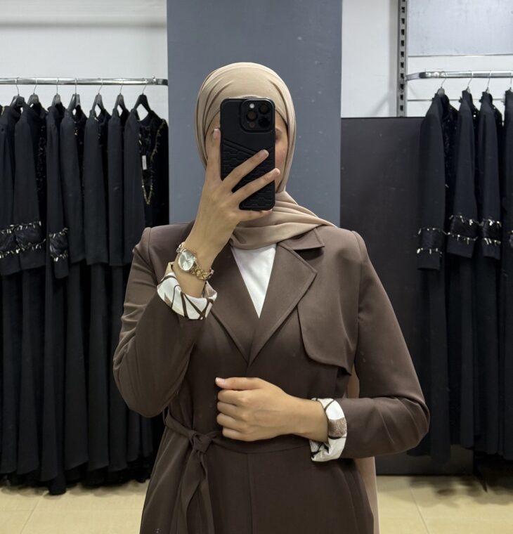 ⁦10877 ترانشكوت قبة مفتوح جيب مع حزام 46/38 كاكاو⁩ - الصورة ⁦4⁩
