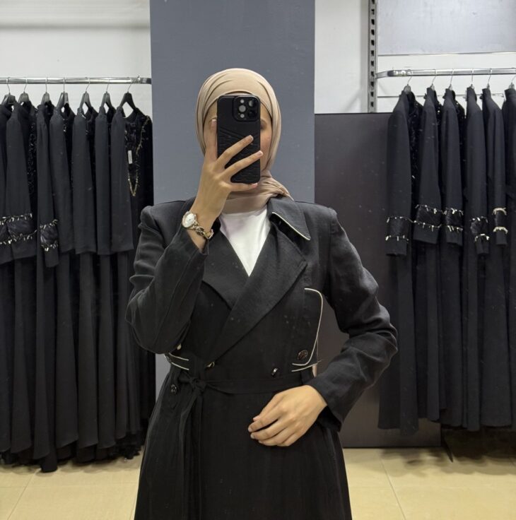 ⁦2370-1 ترانشكوت قبة أزرار جيب مع حزام 46/38 أسود⁩ - الصورة ⁦3⁩