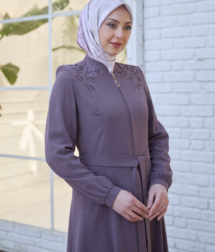 ⁦80807 جلباب قبة سحاب زخرفة لمعة جيب مع حزام 50/40 بنفسجي⁩ - الصورة ⁦3⁩