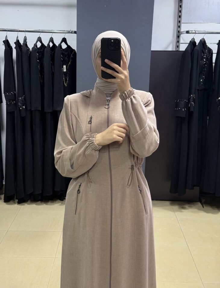 ⁦2240 جلباب سحاب زمة على الخصر طاقية جيب مع حزام 52/42 كاميل⁩ - الصورة ⁦3⁩