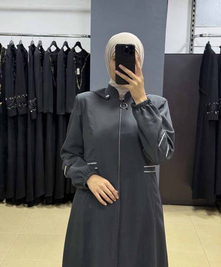 ⁦2492 جلباب سحاب شريط مع لمعة جيب طاقية مع حزام 52/42 سكني داكن⁩ - الصورة ⁦3⁩