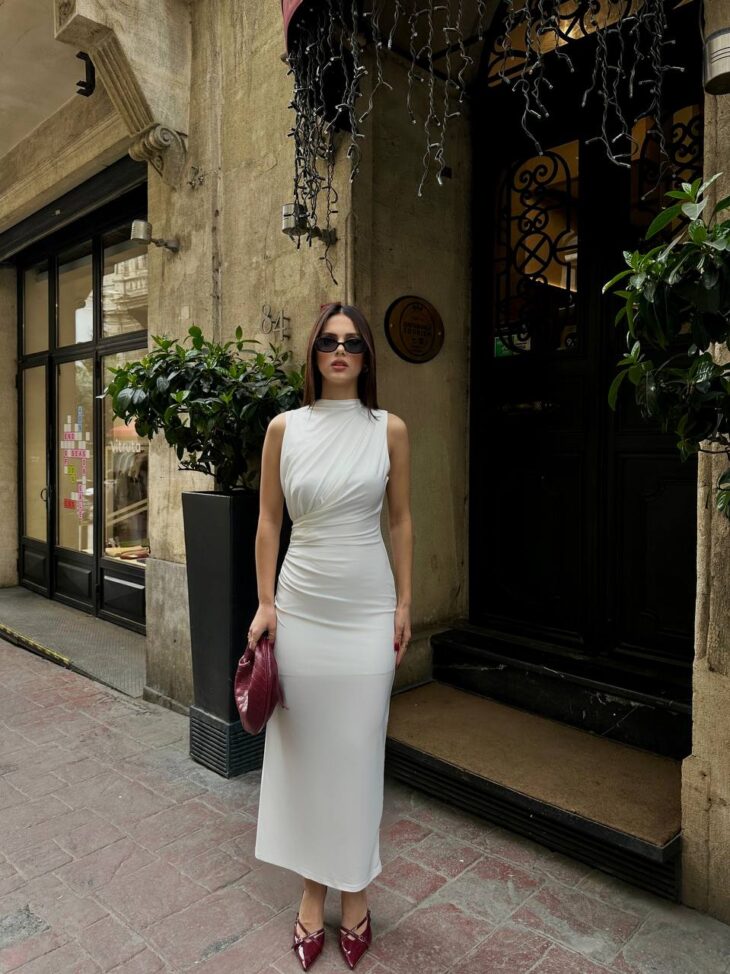 13287 فستان سادة 44/38 سكري