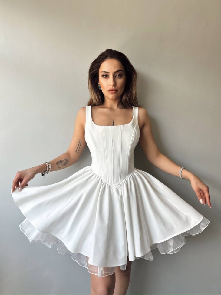 ⁦13352 فستان سادة 44/38 أبيض⁩ - الصورة ⁦3⁩