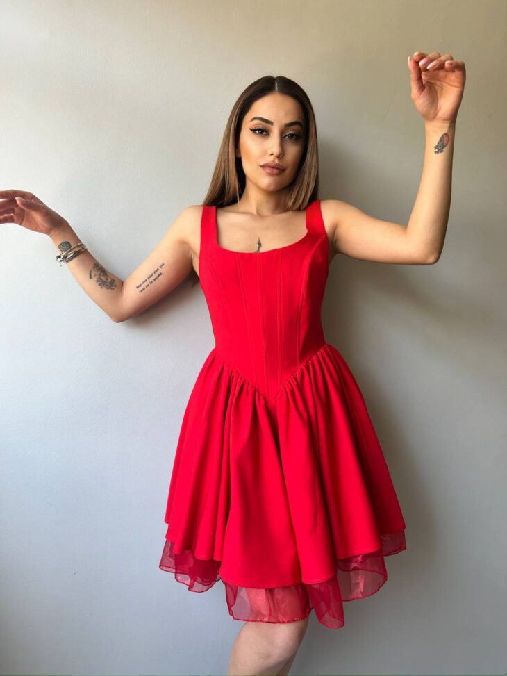 ⁦13352 فستان سادة 44/38 أحمر⁩ - الصورة ⁦3⁩
