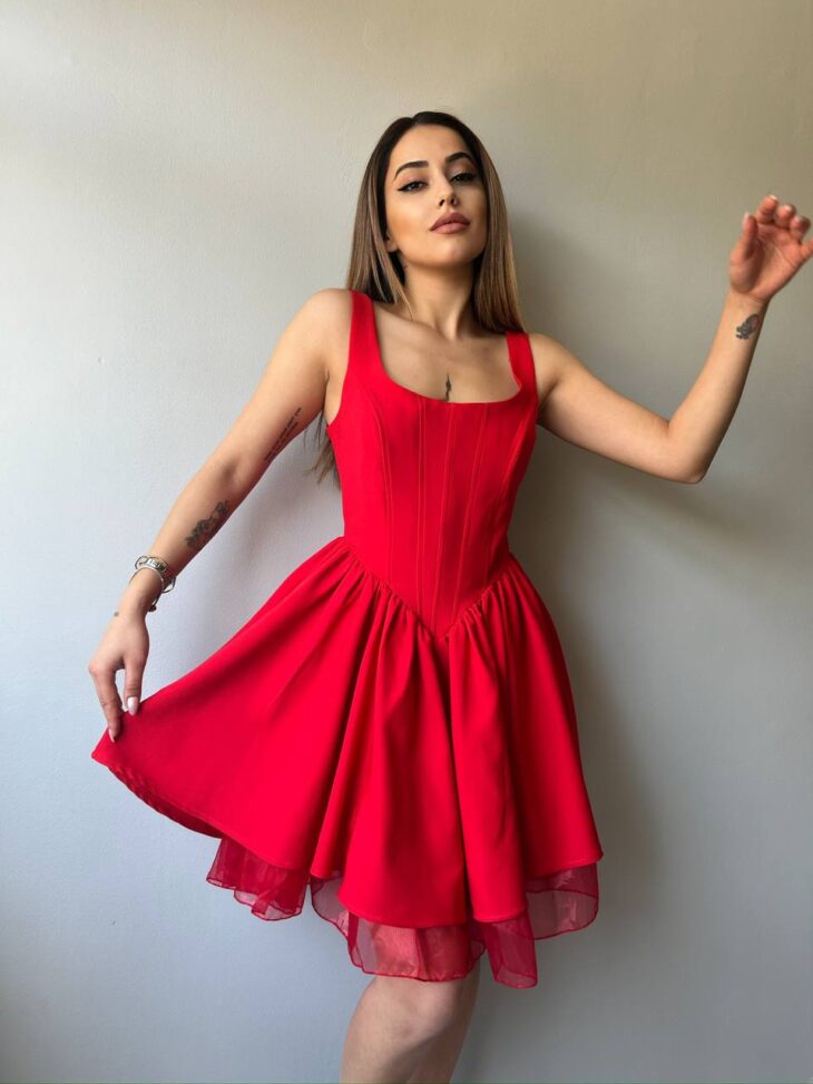 ⁦13352 فستان سادة 44/38 أحمر⁩ - الصورة ⁦4⁩