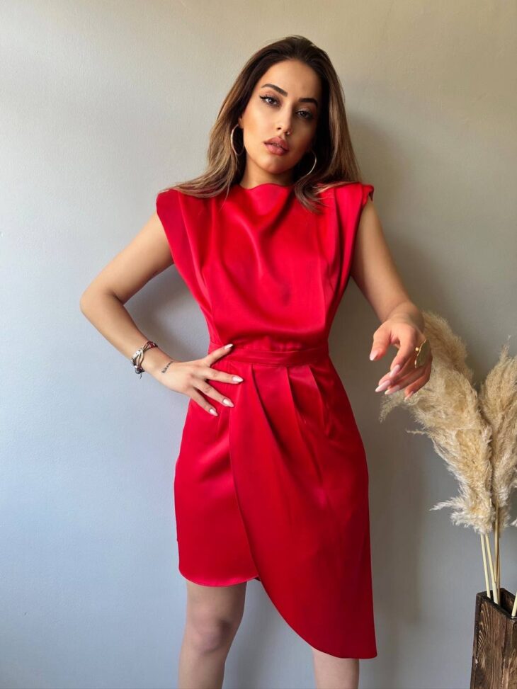 ⁦13359 فستان سادة 44/38 أحمر⁩ - الصورة ⁦4⁩