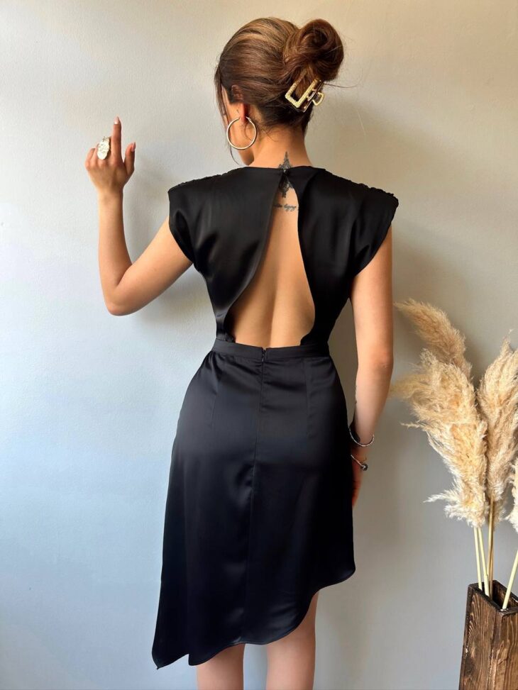 ⁦13359 فستان سادة 44/38 أسود⁩ - الصورة ⁦7⁩