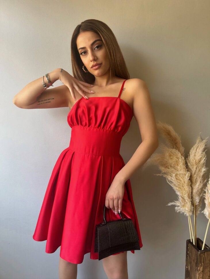 13362 فستان سادة 44/38 أحمر