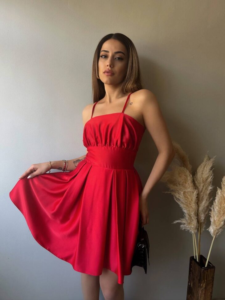 ⁦13362 فستان سادة 44/38 أحمر⁩ - الصورة ⁦3⁩