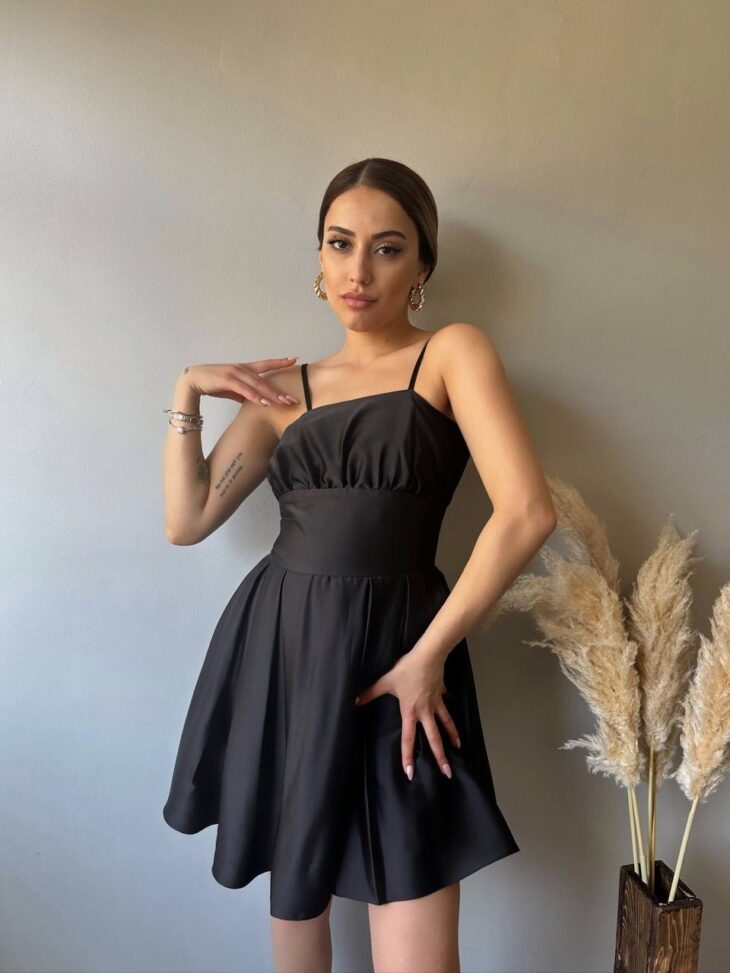 13362 فستان سادة 44/38 أسود
