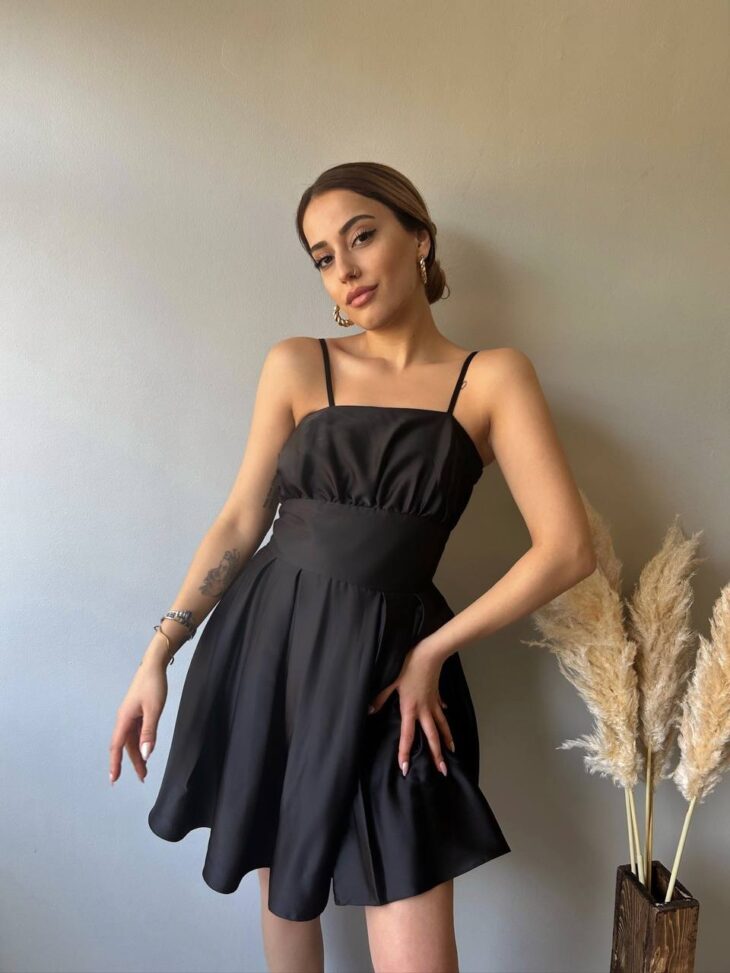 ⁦13362 فستان سادة 44/38 أسود⁩ - الصورة ⁦3⁩