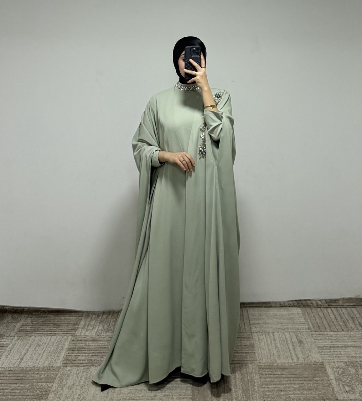 JS021 عباي قطعتين مع زخرفة 50/38 أخضر - الصورة 3